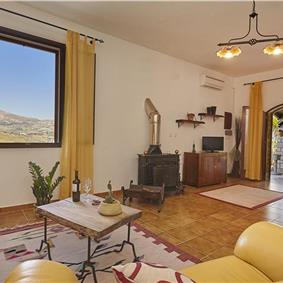 2 bedroom villa with pool, Castellammare del Golfo, sleeps 4